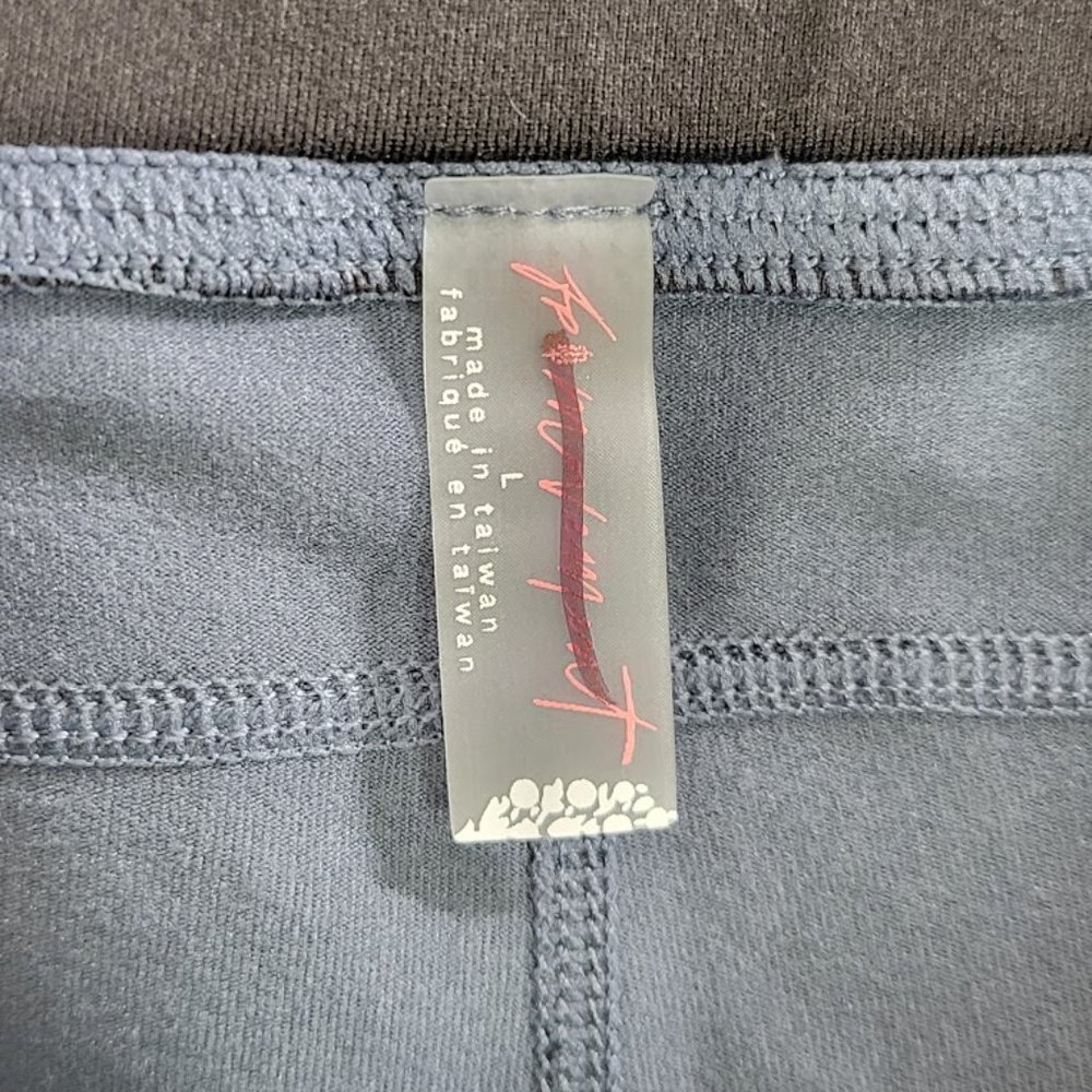 FREE PEOPLE MOVEMENT flares pants Sz L NEW - Picture 10 of 11